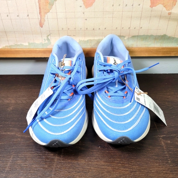 BRAND NEW Adidas Supernova 2 x Parley Running Sneaker Women's Size 7.0 - Picture 2 of 6